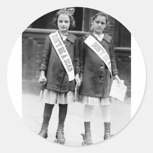 お世辞を言うな ラウンドシール (正面)