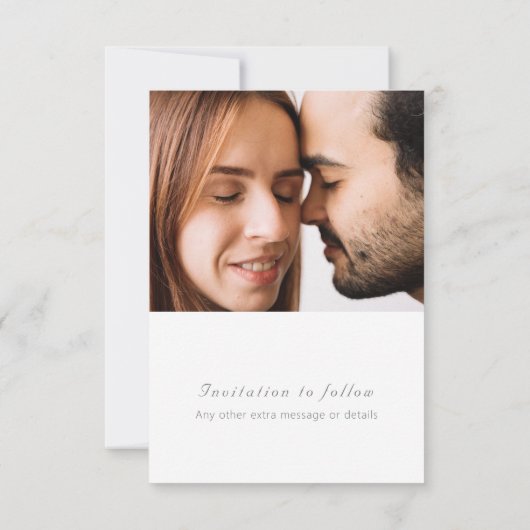 お二人の写真 現代のセーブ・ザ・デートカード 招待状 (裏面)