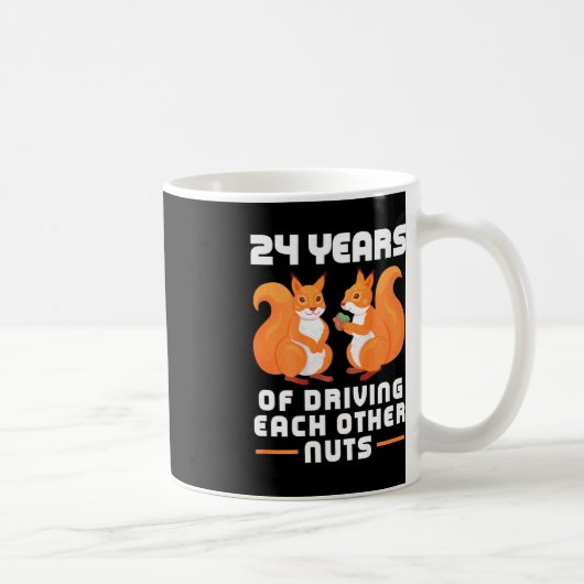 お互いのナットのおもしろいカップルを運転する24年目 コーヒーマグカップ (右)