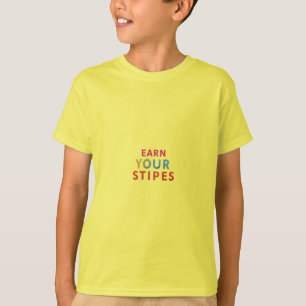 お使いのストライプTシャやる気を起こさせるツを獲得する Tシャツ