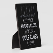 お保友達が閉じてゴルフクラブが近づく フォトプラーク (側面)