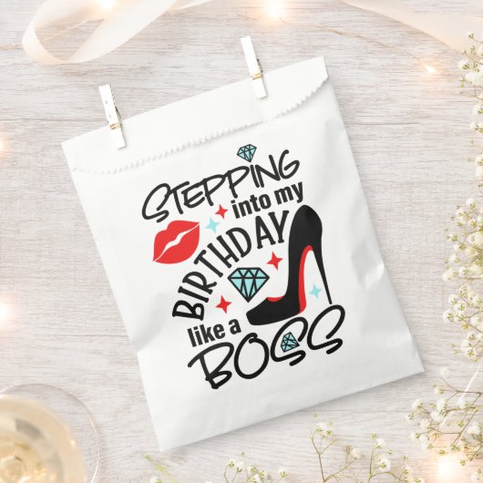 お保客様のデザイン – ホワイト優先バッグ フェイバーバッグ (クリップ留めされた状態)