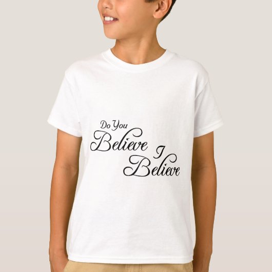 お信じ前は信じ!_ Tシャツ (正面)