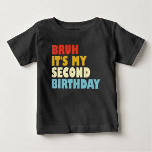 お兄さんやけど2歳の誕生日おめでとう 面白い2歳児 ベビーTシャツ