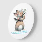 お前の喜びはウサギの耳の長さでありますように ラージ壁時計 (傾斜)