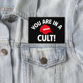 お前はカルトだ！ | 赤はっきりした帽子ボタン 缶バッジ (インサイチュ)