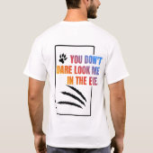 お前は私の目を見て話す勇気もないのか。ブラックパンサー Tシャツ (裏面)