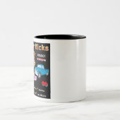 お前を蹴取れ。ルート66 Tシャツとギフト ツートーンマグカップ (中央)