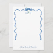 お名前入りの青いリボン付きギンガム新生児ステーショナリー ノートカード (正面)