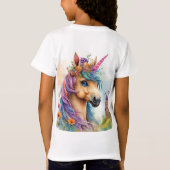 お城と花の夢のようなユニコーンの水色 Tシャツ (裏面)
