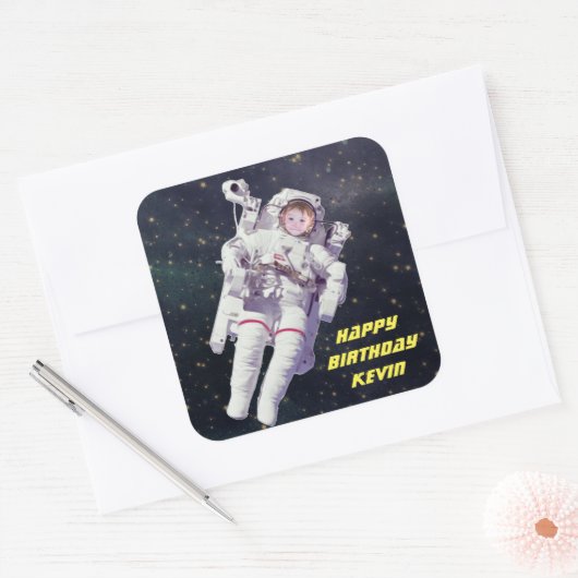 お子様の写真の宇宙飛行士誕生日の追加 スクエアシール (封筒)
