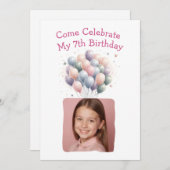 お子様の写真入り7歳の誕生日バルーン 招待状 (正面/裏面)