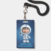 お子様の宇宙飛行士緊急連絡カード バッジ (正面(ネックストラップ付))