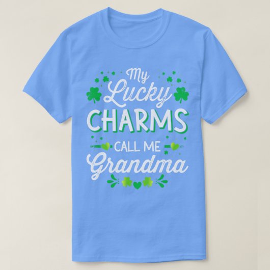 お守りがSt patricks・ダのおばあちゃんを呼ぶ Tシャツ (デザイン正面)