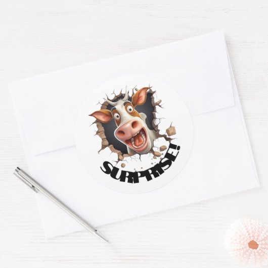 お客おもしろい様に驚きを叫ぶ牛 ラウンドシール (封筒)