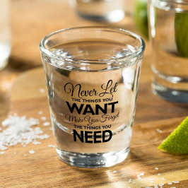 お客様のニーズに合わせてグラスを選ぶ ショットグラス