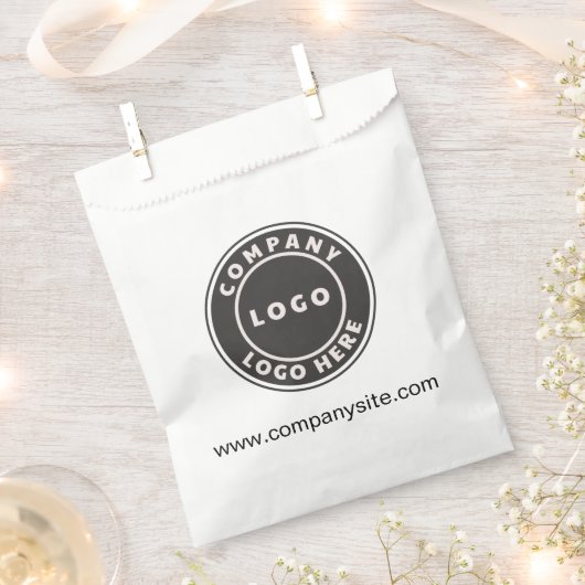 お客様のビジネスウェブサイトとカスタム会社ロゴを追加 フェイバーバッグ (クリップ留めされた状態)