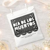 お客様の名前を入れた Día de los Muertos ブラック ピカド ペーパー フェイバーバッグ (クリップ留めされた状態)