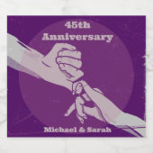 お客様の記念日ロマンチックなカップルが手を握って ビールラベル (シングルラベル)