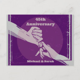 お客様の記念日ロマンチックなカップルが手を握って ポストカード