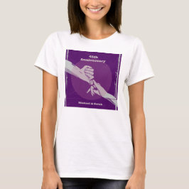 お客様の記念日ロマンチックなカップルが手を握って Tシャツ