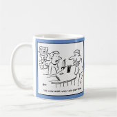 お客様のflattersバーメイドの親切でないおもしろい。 コーヒーマグカップ (左)