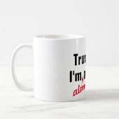 お尻は私を信頼して医者のパンおもしろい コーヒーマグカップ (左)