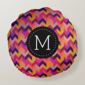 お尻幾何学的シェブロンパターン付イニシャル ラウンドクッション (裏面)
