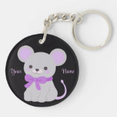 お座りネズミ 紫のリボン かわいい カワイイ オリジナル キーホルダー (裏面)