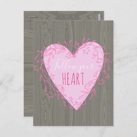 お後を追いのハートかわいいピンクのドードルハートオンウッド ポストカード (正面/裏面)