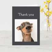 お感謝してい前のおもしろい犬なしには成し得なかった カード (黄色い花)