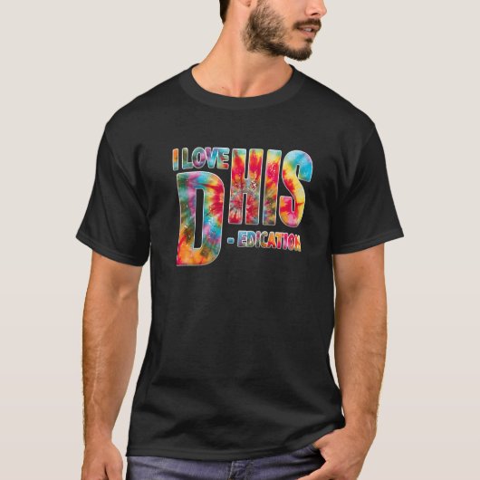 お揃いのカップルが好き 彼の彼女への強い愛情に感動 Tシャツ (正面)