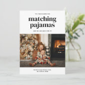 「お揃いのパジャマの季節」写真入りグリーティングカード シーズンカード (スタンド正面)