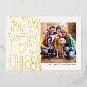 お正月の明るい雰囲気を伝える、ゴールドのユニークな写真入り年賀状。 箔シーズンカード (正面)