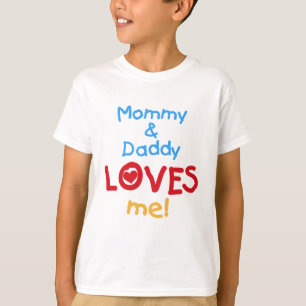 お母さんおよびお父さんは私をTシャツおよびギフト愛します Tシャツ