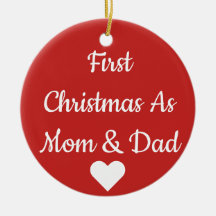 お母さんおよびパパのオーナメントとして初めてのクリスマス