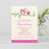 お母さんおよびベビーのフクロウの女の赤ちゃんのシャワーの招待状 招待状 (スタンド正面)