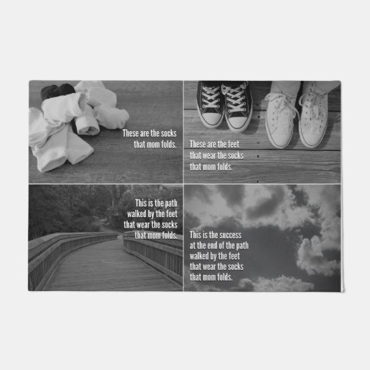 お母さんが折るソックス-洗濯室のマット ドアマット (正面)