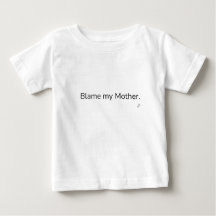 お母さんのせいだよ Tシャツ｜家族で笑える面白グッズ