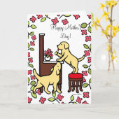 お母さんのイエロー・ラブラドール・レトリーバーの子犬のデュオ カード (黄色い花)