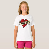 お母さんのハートの入れ墨のTシャツ Tシャツ (正面フル)