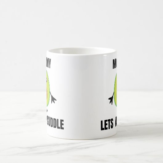 お母さんの日にTシャツを駄じゃれするのを避けよ コーヒーマグカップ (中央)