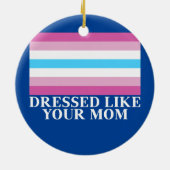 お母さんの格好をしたフェムボーイ国旗 セラミックオーナメント (裏面)