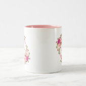 お母さんの水彩画のピンクの花柄 ツートーンマグカップ (中央)
