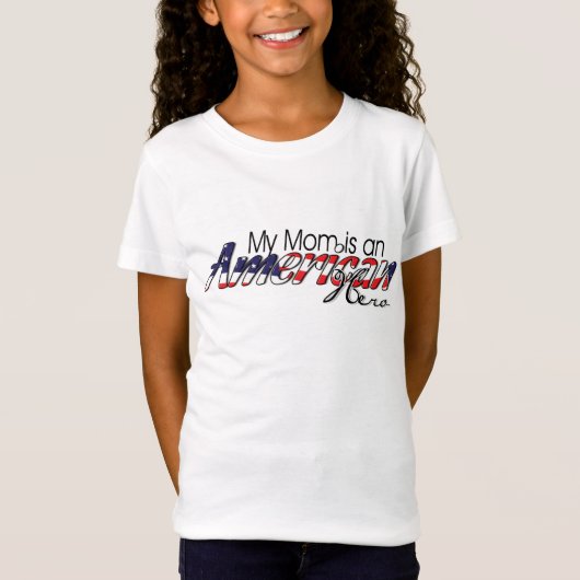 お母さんはアメリカの英雄です Tシャツ (正面)