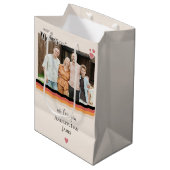 お母さん大好き幸せな日 ミディアムペーパーバッグ (正面アングル)