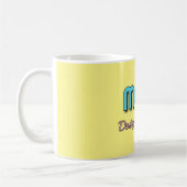 お母さん最も多くを行う – おもしろいお母さん引用文 コーヒーマグカップ (左)