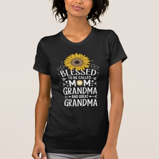 お母さん おばあちゃんと呼ばれる幸せなひまわり Tシャツ (正面)