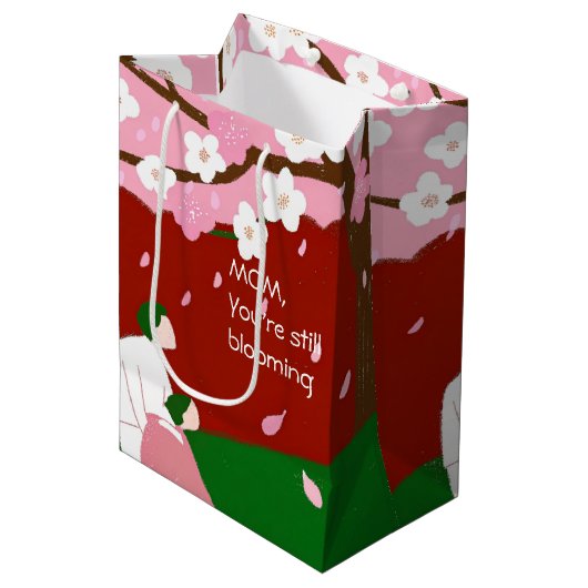 お母さん、まだ咲いてるよ ミディアムペーパーバッグ (正面アングル)