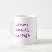 お母さ最高のんはおばあちゃんに昇進する コーヒーマグカップ (正面左)